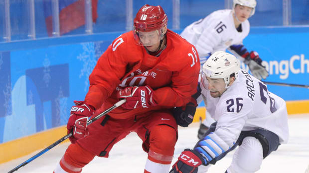 mozyakin-arcobello-usa-russia-olympics-pyeongchang-2018.jpg